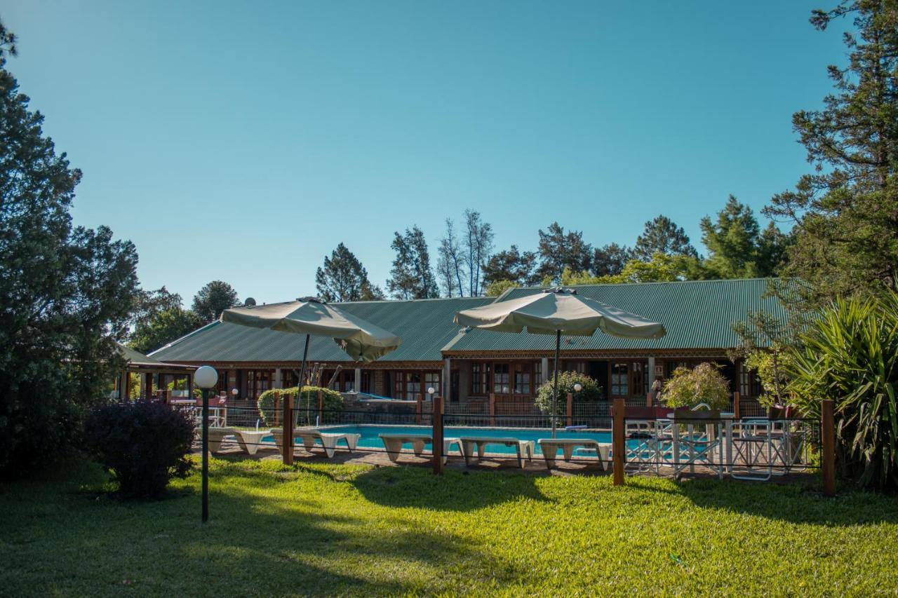Hostal Canela Termas del Daymán Esterno foto