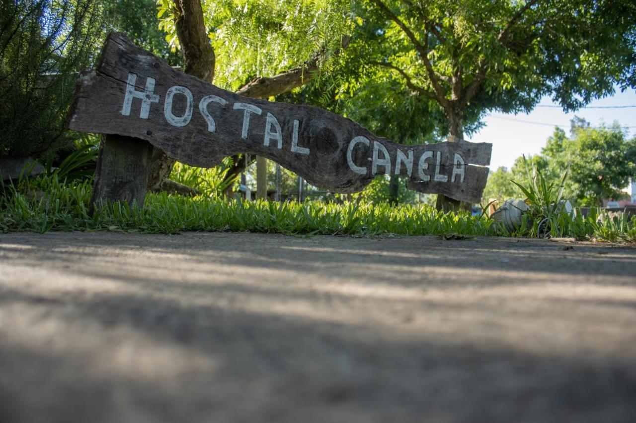 Hostal Canela Termas del Daymán Esterno foto